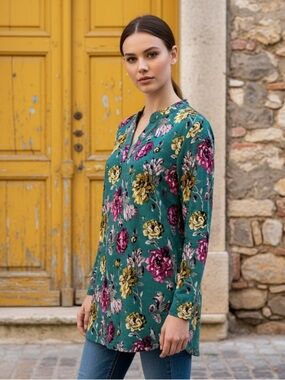 Dear Scarlett Fresh & Feminine Teal Green Floral Tunic w/ Pink and Gold Accents